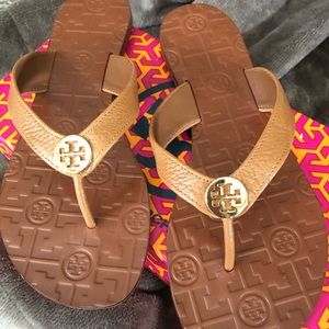 Brand New Tory Burch Thora Leather Sandals
